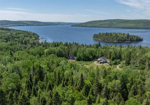 Bungalow à vendre - 37 Ch. de l'Île, Témiscouata-sur-le-Lac, G0L1X0