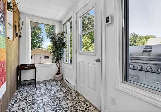House for sale - 15591-A Rue Forsyth, Montreal (East), H1A 1H8
