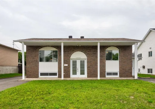 Bungalow à vendre - 13374-13376 Rue St-Michel, Mirabel, J7J1H3