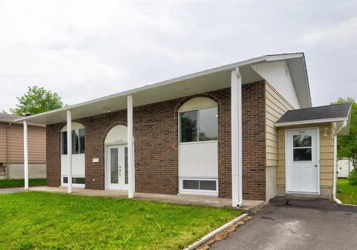 Maison à vendre - 13374-13376 Rue St-Michel, Mirabel, J7J 1H3