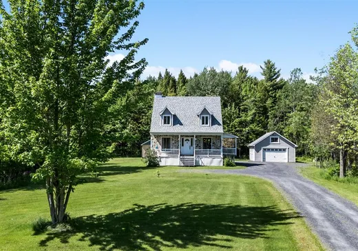 Bungalow à vendre - 2550 Rue du Pimbina, Rock Forest-Saint-Élie-Deauville, J1R0G3