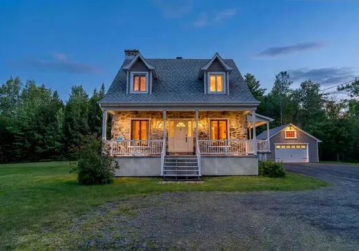Maison à vendre - 2550 Rue du Pimbina, Rock Forest-Saint-Élie-Deauville, J1R 0G3
