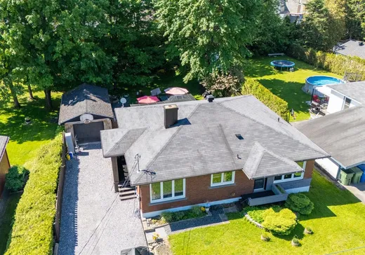 House for sale - 200 Rue Bowen, Orford, J1X 0C3