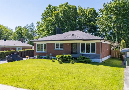 House for sale - 200 Rue Bowen, Orford, J1X 0C3
