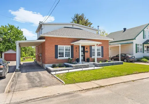 Two or more stories for sale - 21 Rue Vachon, Trois-Rivières, G8T1Z6