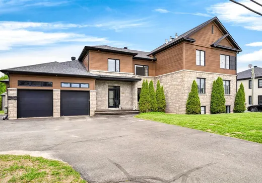 Two or more stories for sale - 5053 Rue Bertrand-Fabi, Rock Forest, J1N0S7