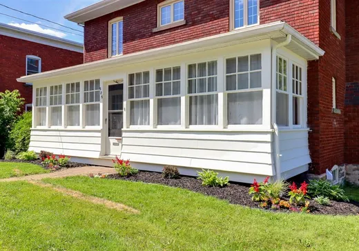 Maison à vendre - 525 Rue Short, Sherbrooke, J1H 2E6