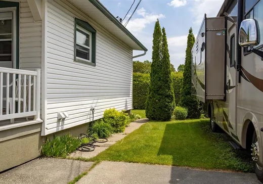 Maison à vendre - 960 Rue Monseigneur-Racine, Magog, J1X 2Y8