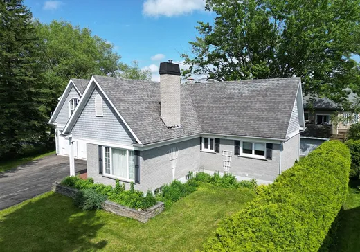 Maison à vendre - 524 Rue Lakeview, Magog, J1X 3P9