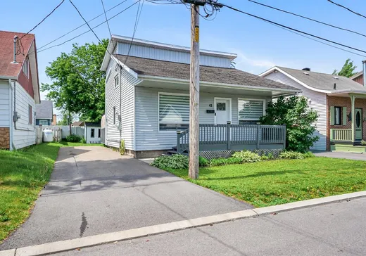Maison à vendre - 42 Rue Lapointe, Salaberry-de-Valleyfield, J6S 4R6