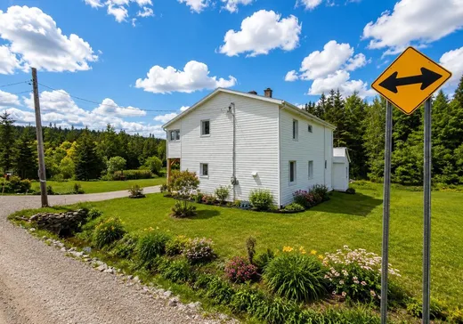 House for sale - 167 Rue Principale, Notre-Dame-du-Rosaire, G0R 2H0