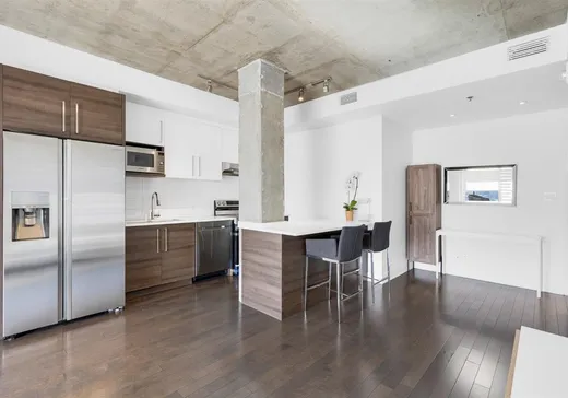 Condo for sale - 2335 Ch. Manella, App. 302, Mount Royal (Montreal Island), H4P 0B3