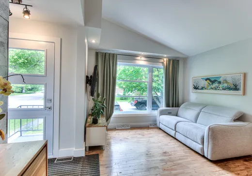 Maison à vendre - 1860 Rue Dumas, Laval (Vimont), H7M 2V5