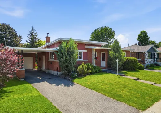Maison à vendre - 306 Rue St-Germain, Saint-Jean-sur-Richelieu, J3B 3K2