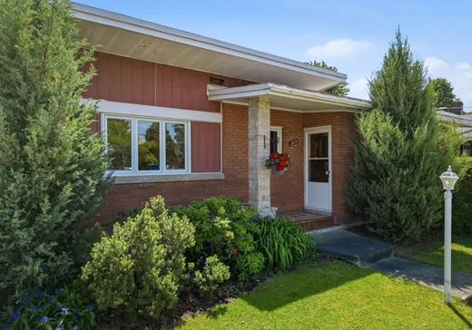 Maison à vendre - 306 Rue St-Germain, Saint-Jean-sur-Richelieu, J3B 3K2