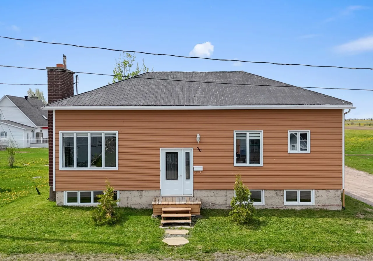 90 Rue Côté — photo 1