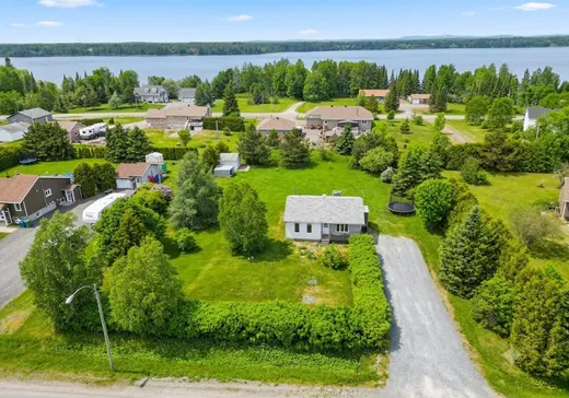 Maison à étages à vendre - 125 Rue Jean-Pierre, Val-d'Or, J9P0C1