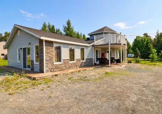 Maison à vendre - 102 Rue Guénette, Val-d'Or, J9P 0C3