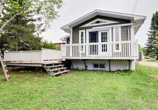 Maison à vendre - 24 1re Avenue O., Rouyn-Noranda, J0Y 1C0