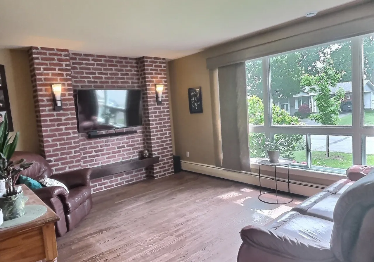 44 Rue St-Denis — photo 2