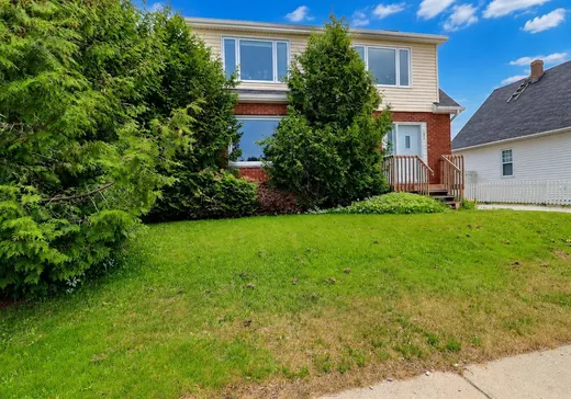 Maison à vendre - 751 Rue Laurier, Amos, J0Y 1Z0