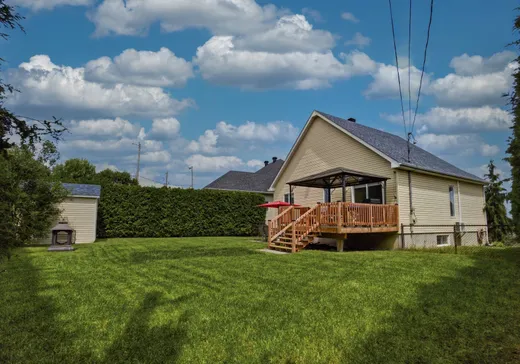 Maison à vendre - 1204 Rue Étienne-Sanschagrin, Saint-Jean-sur-Richelieu, J2W 2X8