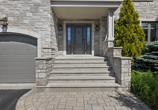 Maison à vendre - 272 Rue du St-Laurent, Varennes, J3X 0A5