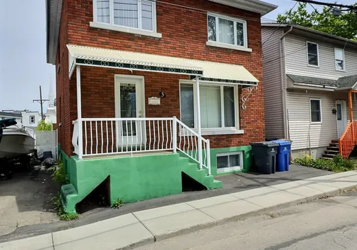 Maison à vendre - 3 Rue Coursol, Sainte-Thérèse, J7E 3R3