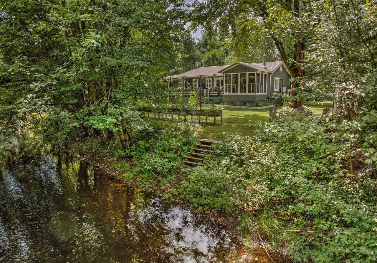 7621 Ch. de la Presqu'île — photo 2