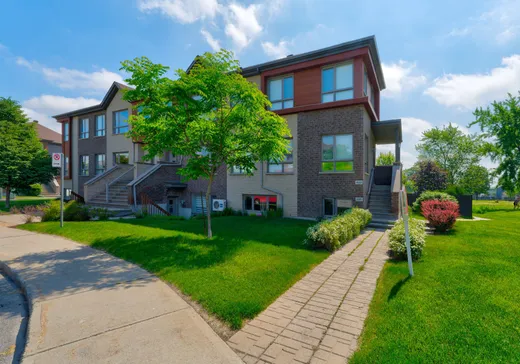 Condo à vendre - 4020 Rue des Escadrons, St-Hubert, J3Y 0P1