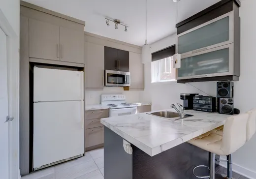 Condo à vendre - 4020 Rue des Escadrons, St-Hubert, J3Y 0P1