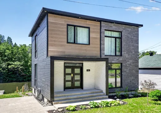 Maison à vendre - 405 Rue de la Montagne, Saint-Calixte, J0K 1Z0