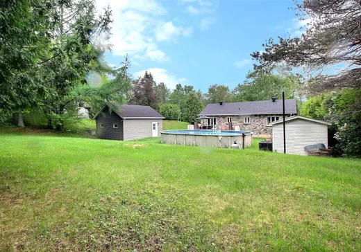 Maison à vendre - 49 Rue du Foyer S., Témiscouata-sur-le-Lac, G0L 2B0