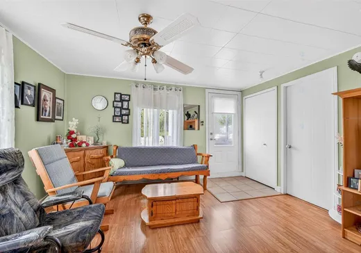 Maison à vendre - 509 Av. Royale, St-Tite-Des-Caps, G0A 4J0