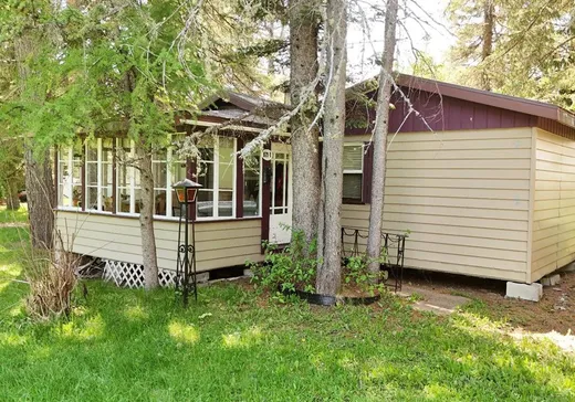 Bungalow à vendre - 671-1 Boul. 138, St-Tite-Des-Caps, G0A4J0