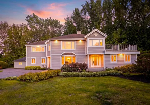 Two or more stories for sale - 3035 Route du Port, Nicolet, J3T1R2