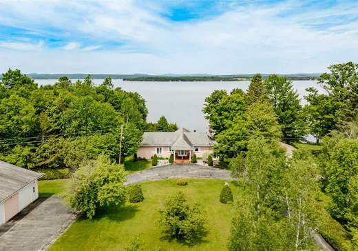 House for sale - 467 Ch. Aylmer, Stratford, G0Y 1P0