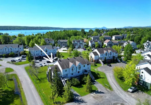 Condo for sale - 2302 Place du Village, App. 241, Magog, J1X 5Z2