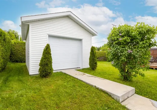 Maison à vendre - 3874 Rue Vanier, Lac-Mégantic, G6B 2T2