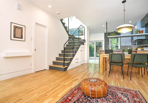 Maison à vendre - 3899 Av. Henri-Julien, Montréal (Centreville), H2W 2K1