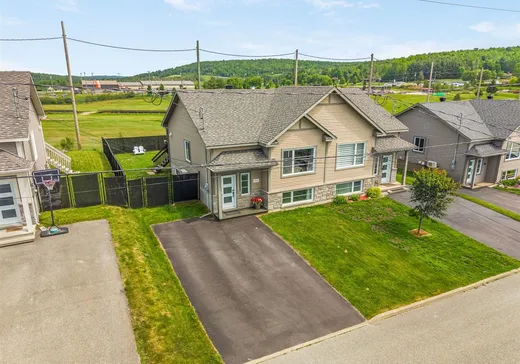 Maison à vendre - 1616 Rue des Pois-de-Senteur, Fleurimont, J1E 0L7