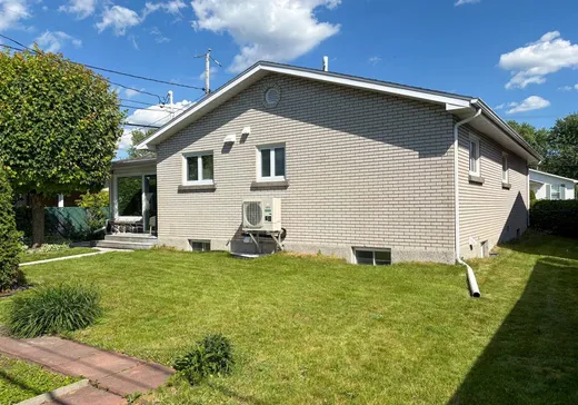 House for sale - 297 Rue St-Damase, Drummondville, J2B 6J6