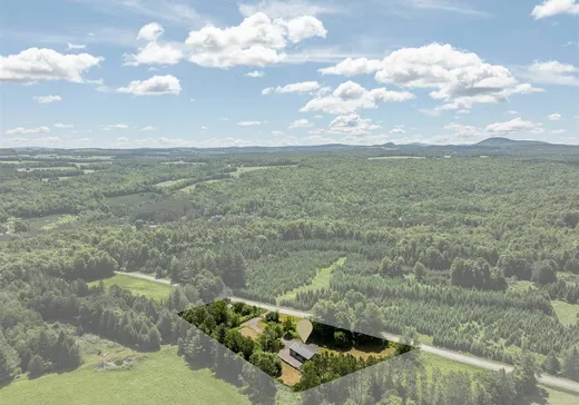 Maison à vendre - 986 Ch. Standish, Magog, J0B 2C0