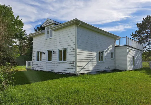 House for sale - 179 Ch. du Lac-Mallonne, Lac-du-Cerf, J0W 1S1
