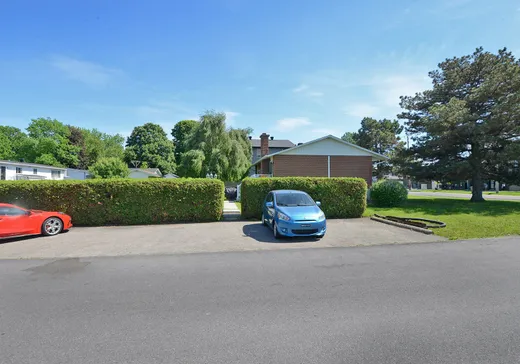 Maison à vendre - 788 Av. de Grande-Île, Salaberry-de-Valleyfield, J6S 3N8