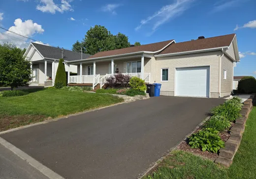 Maison à vendre - 510 Av. de la Sablière, Sainte-Marie, G6E 3L7