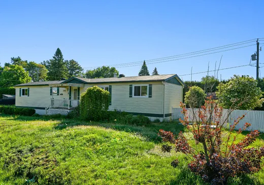 Maison à vendre - 2461 Rue Sébastien, Terrebonne, J7M 2A1