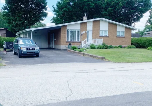 Maison à vendre - 11 Rue Désilets, Victoriaville, G6P 1B8