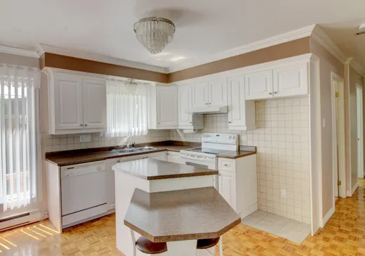 Maison à vendre - 11 Rue Désilets, Victoriaville, G6P 1B8