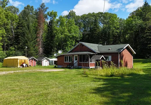 Maison à étages à vendre - 2765 Route 155 S., La Tuque, G9X3N8